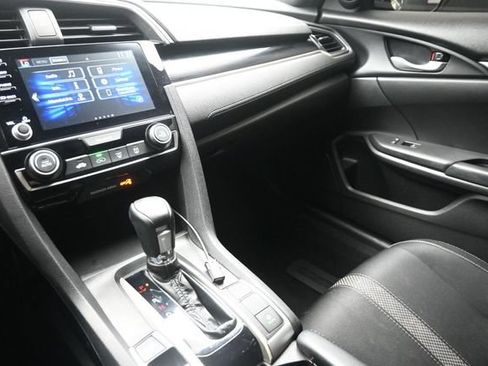 Used 2020 Honda Civic Sport image 28