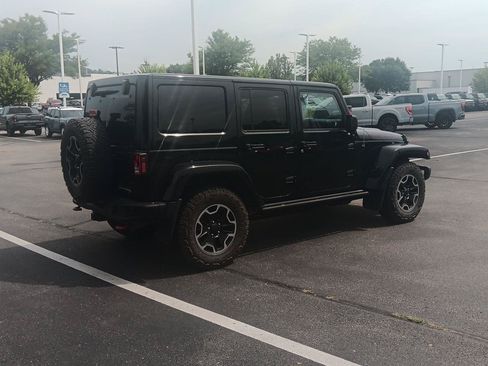 Used 2015 Jeep Wrangler Unlimited Rubicon AWD/4WD image 4