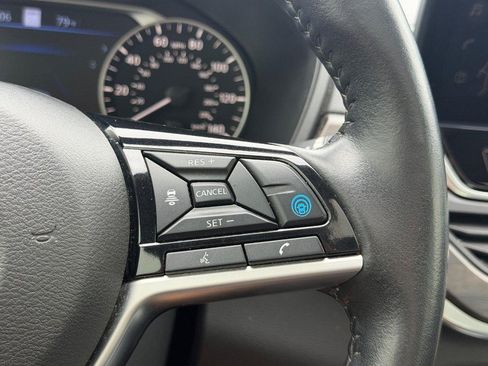 Used 2023 Nissan Altima 2.5 SL AWD/4WD image 19