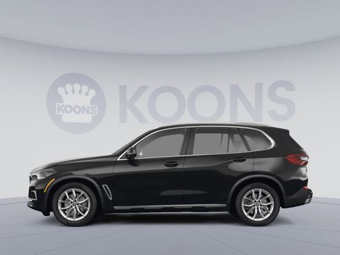 Used 2023 BMW X5 xDrive40i w/ M Sport Package AWD/4WD image 2
