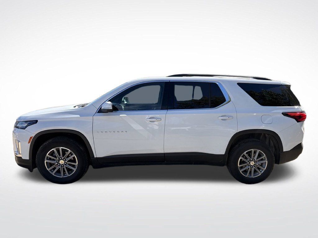 Used 2023 Chevrolet Traverse LT FWD image 3