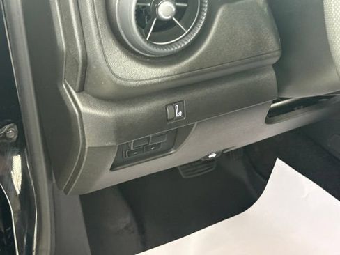 Used 2024 Chevrolet Colorado Trail Boss w/ Advanced Trailering Package AWD/4WD image 19
