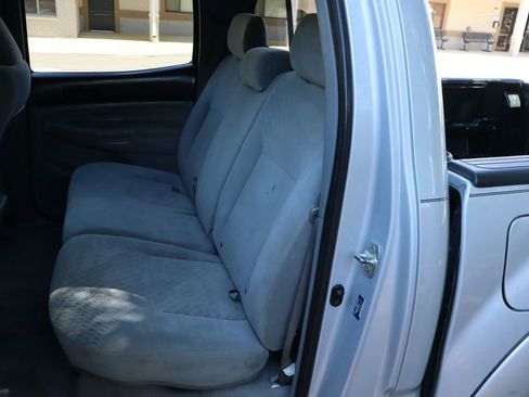 Used 2011 Toyota Tacoma V6 w/ SR5 Pkg #2 image 20