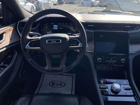 Used 2023 Jeep Grand Cherokee Summit w/ Advanced Protech Group IV image 26