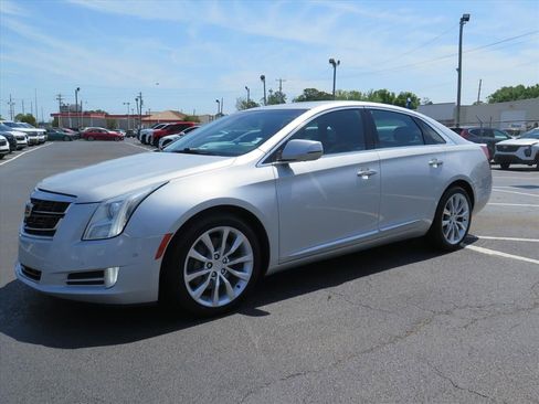 Used 2016 Cadillac XTS Luxury w/ Driver Awareness Package image 8
