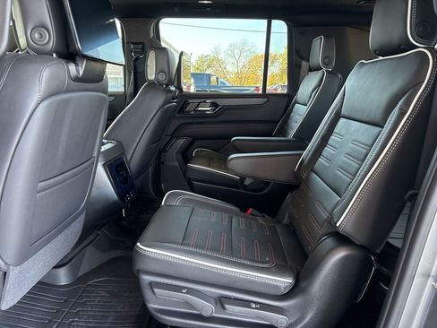 New 2026 GMC Yukon XL AT4 Ultimate w/ LPO, Floor Liner Package image 14