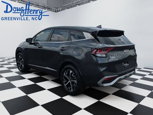 Used 2023 Kia Sportage EX FWD image 3