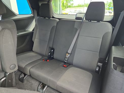 Used 2023 Chevrolet Traverse LT w/ LPO, Floor Liner Package AWD/4WD image 19
