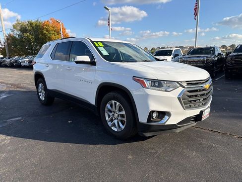 Used 2018 Chevrolet Traverse LT image 4