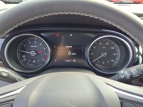 Used 2023 Buick Encore GX Essence w/ Experience Buick Package AWD/4WD image 19