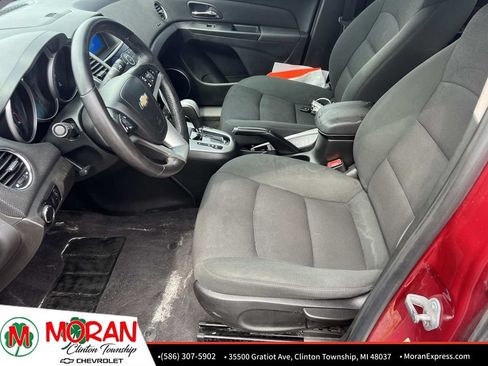 Used 2012 Chevrolet Cruze LT FWD image 16