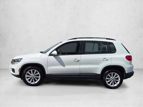 Used 2018 Volkswagen Tiguan Limited w/ Premium Package FWD image 9