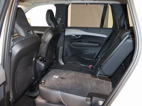 Used 2023 Volvo XC90 B6 Ultimate image 52