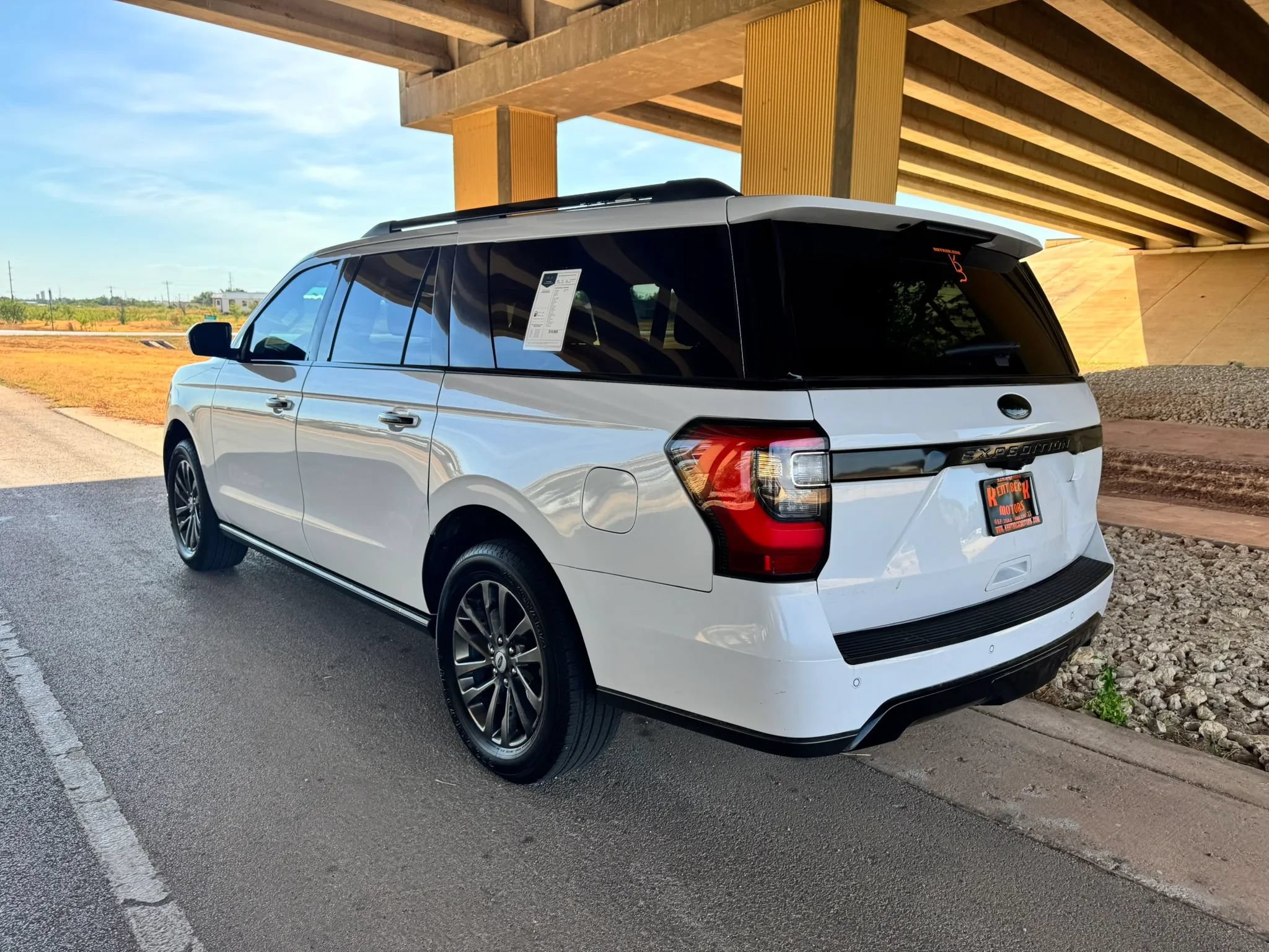 Used 2021 Ford Expedition Max Limited RWD image 5