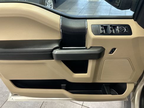 Used 2017 Ford F150 XLT image 20