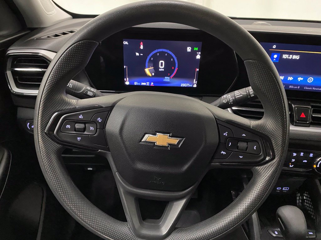 Used 2024 Chevrolet TrailBlazer LT AWD/4WD image 18