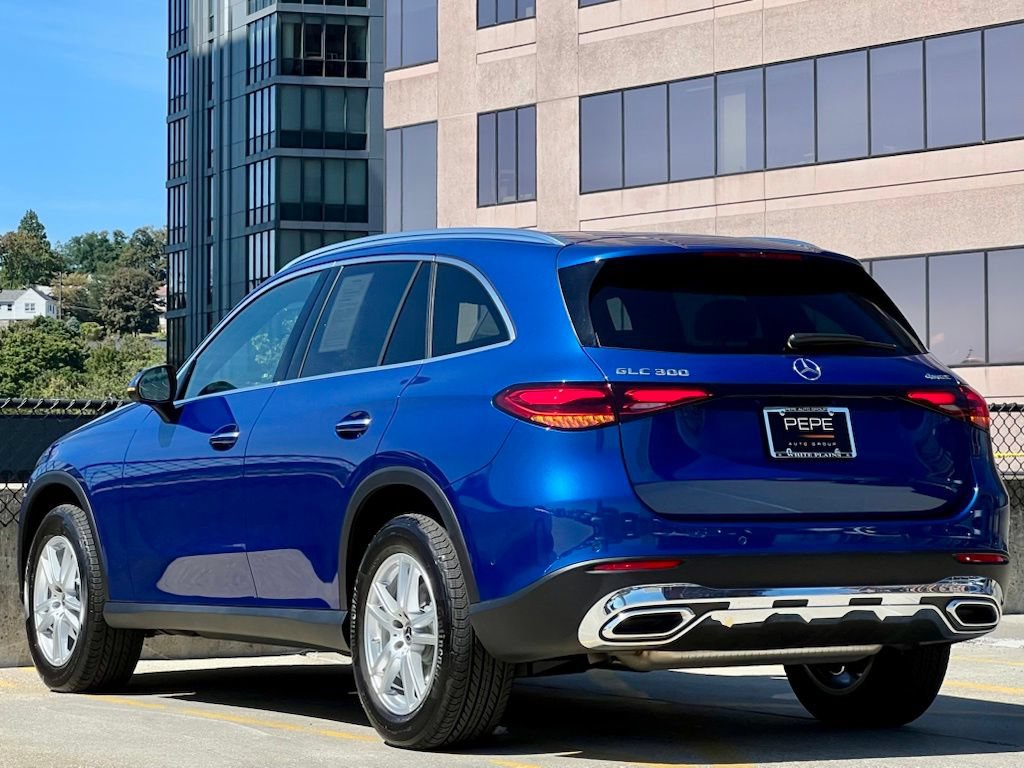 Certified 2026 Mercedes-Benz GLC 300 4MATIC image 5