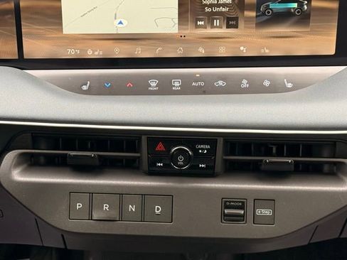 New 2026 Nissan Leaf Platinum+ w/ Cargo Package (Platinum+) image 27