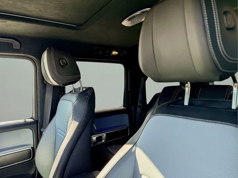 Used 2025 Mercedes-Benz G 550 w/ Manufactur Interior Package image 14