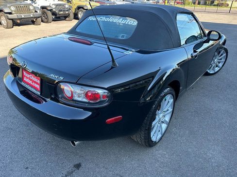Used 2006 MAZDA MX-5 Miata Sport image 23