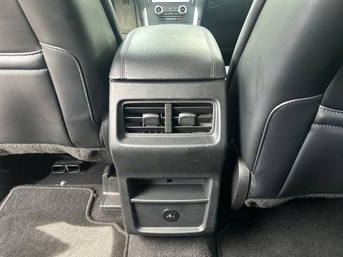 Used 2023 Ford Edge SEL AWD/4WD image 16