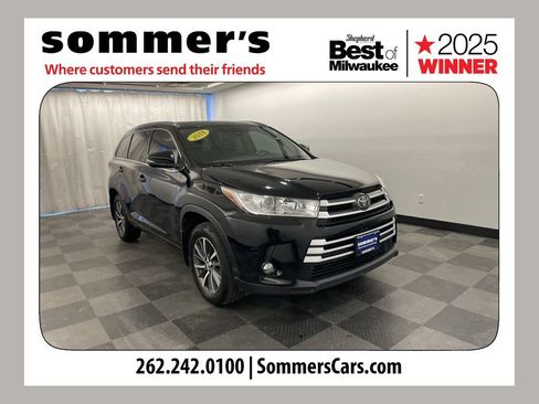 Used 2018 Toyota Highlander XLE image 1