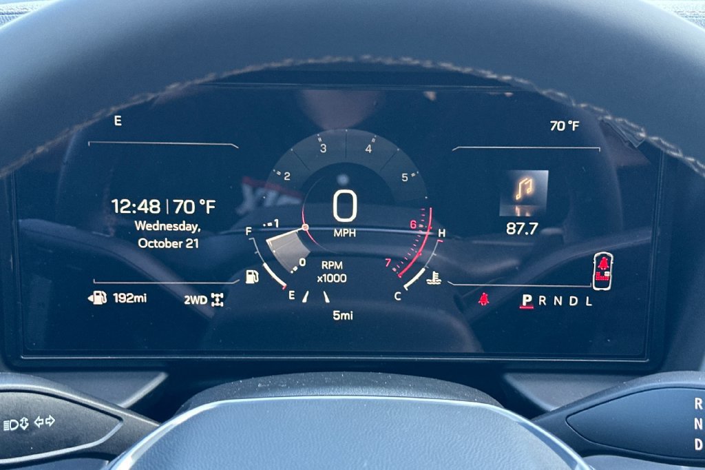 New 2027 GMC Terrain AT4 w/ Convenience Package III AWD/4WD image 29