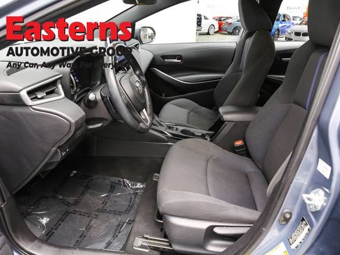 Used 2021 Toyota Corolla SE w/ SE Premium Package FWD image 14