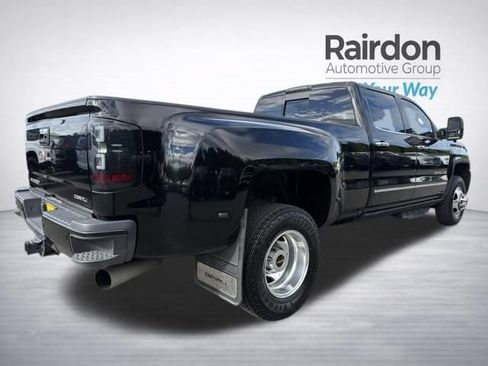 Used 2019 GMC Sierra 3500 Denali AWD/4WD image 7