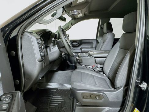 Certified 2023 Chevrolet Silverado 1500 Custom AWD/4WD image 17