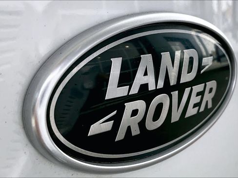 Used 2020 Land Rover Range Rover Velar R-Dynamic S image 29