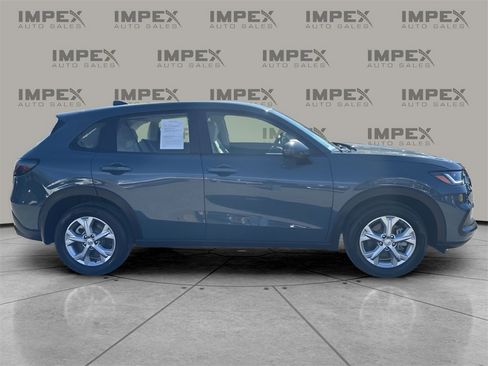 Used 2025 Honda HR-V LX image 6