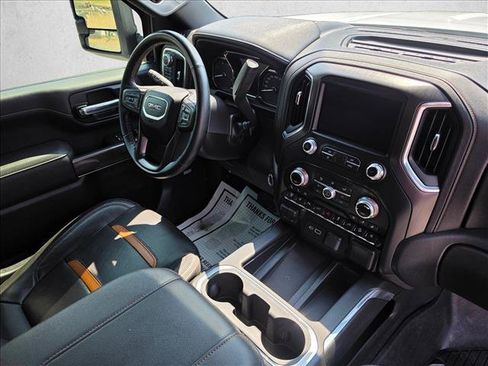 Used 2023 GMC Sierra 2500 AT4 w/ AT4 Premium Plus Package AWD/4WD image 9