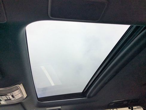 New 2025 Lexus LX 600 4WD w/ Luxury Package image 19