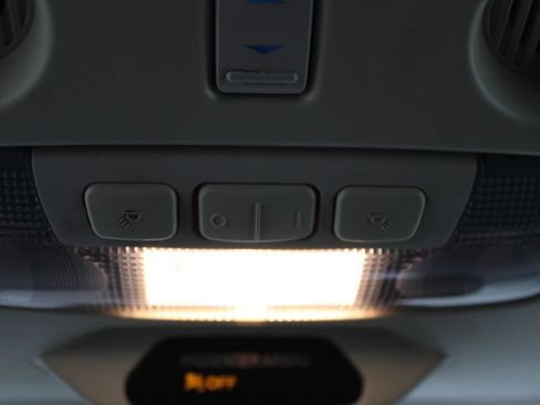 Used 2019 Ford EcoSport SE image 30