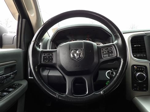 Used 2018 RAM 1500 Big Horn image 15