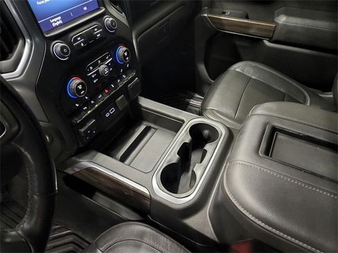 Used 2020 Chevrolet Silverado 1500 LT Trail Boss image 22