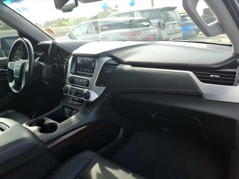 Used 2020 GMC Yukon SLT w/ Open Road Package RWD image 17