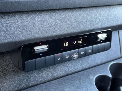 New 2025 Mercedes-Benz Sprinter 2500 image 19