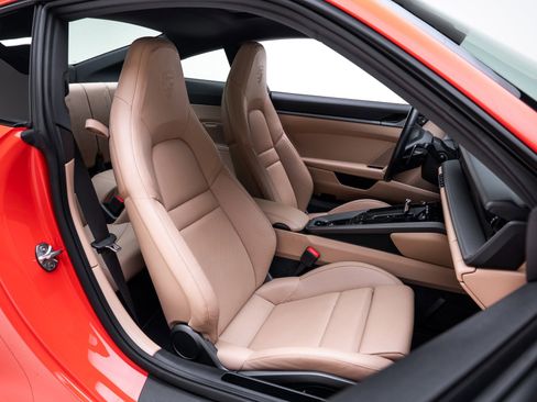 Used 2021 Porsche 911 Carrera S image 17