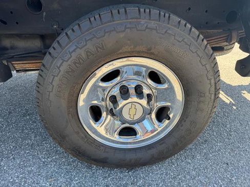 Used 2010 Chevrolet Silverado 2500 LT image 21