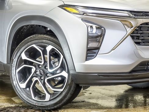 New 2026 Chevrolet Trax RS w/ Driver Confidence Package image 4