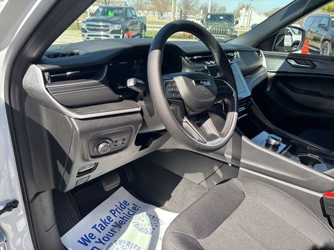 New 2026 Jeep Grand Cherokee Laredo AWD/4WD image 53