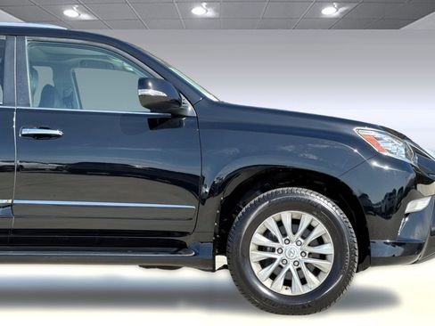 Used 2018 Lexus GX 460 Premium w/ Premium Package AWD/4WD image 36