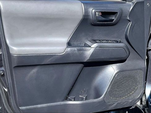 Used 2023 Toyota Tacoma SR AWD/4WD image 21