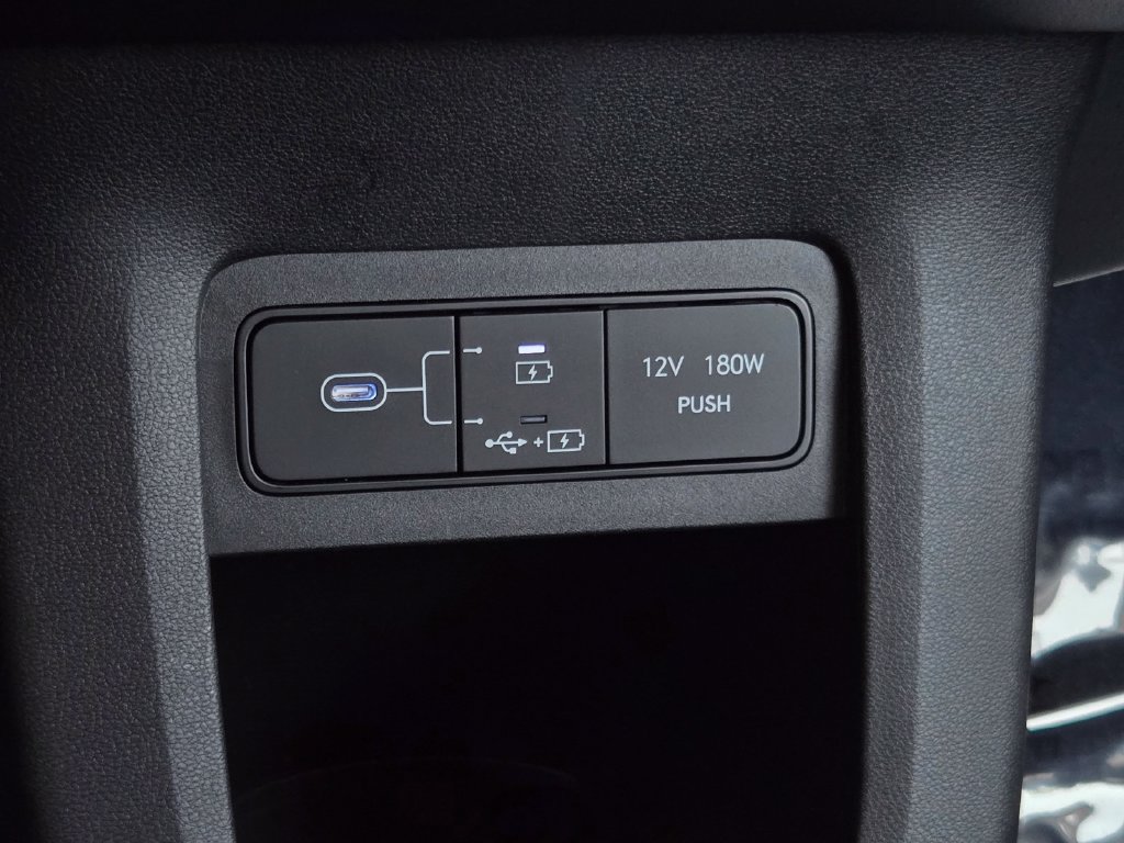 Used 2025 Hyundai Ioniq 5 SE RWD image 23