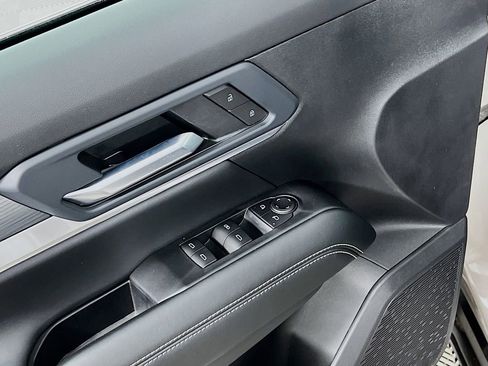 New 2026 GMC Terrain Elevation image 17