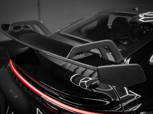 Used 2022 Porsche 911 GT3 RWD image 22