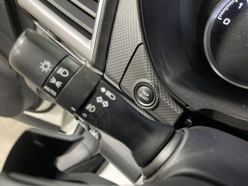 Used 2021 Subaru Forester Limited image 20