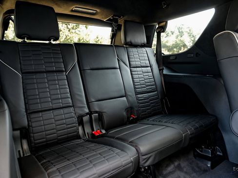 Used 2025 Cadillac Escalade V image 79